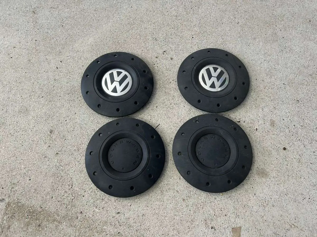 VW T5 Kappen für Stahlfelgen, € 30,- (4040 Linz)