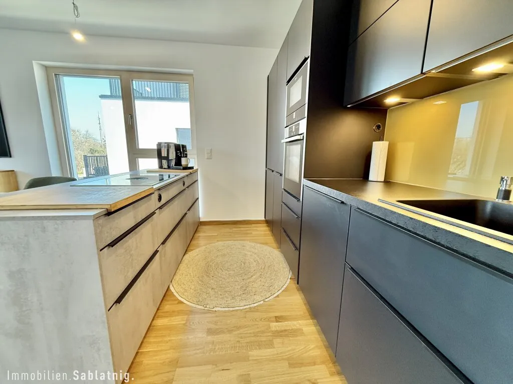 ELEGANT & LUXURIÖS! Traumhafte Wohnung direkt am Mühlwasser - Ihr neues Zuhause zum Wohlfühlen! - Ansicht 2