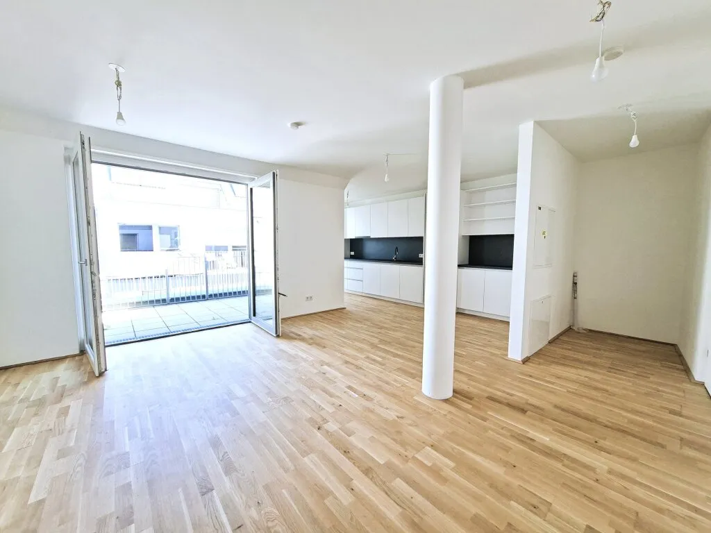 Attraktive Vorsorgewohnung: Helle 3-Zimmer-Dachgeschosswohnung mit Terrasse in Ruhelage - Top-Anbindung U1 Kagraner Platz, Nähe Alte Donau & Donauzentrum! - Ansicht 3