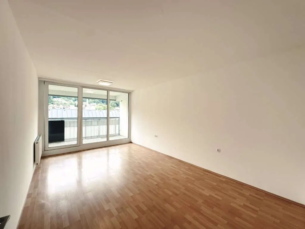 NEU! Preisgünstige 1-Zimmerwohnung mit Loggia nahe Wien zu vermieten! Tiefgaragenstellplätze verfügbar! - Ansicht 2
