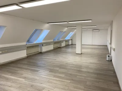 Gewerbeimmobilie mieten in Linz – 230 m², € 3.682 – Bild 12 von 17