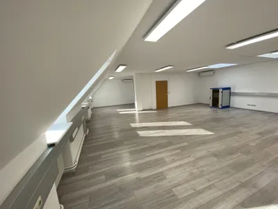 Gewerbeimmobilie mieten in Linz – 230 m², € 3.682 – Bild 5 von 17