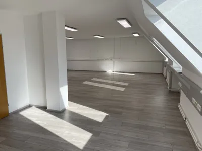 Gewerbeimmobilie mieten in Linz – 230 m², € 3.682 – Bild 6 von 17