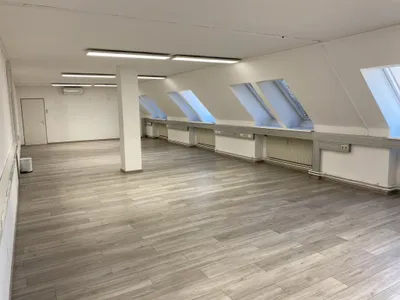 Gewerbeimmobilie mieten in Linz – 230 m², € 3.682 – Bild 13 von 17