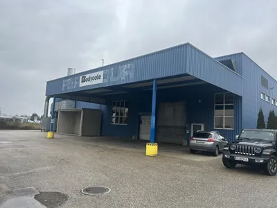 Gewerbeimmobilie kaufen in Wels-Land – 2 113 m², € 2.700.000