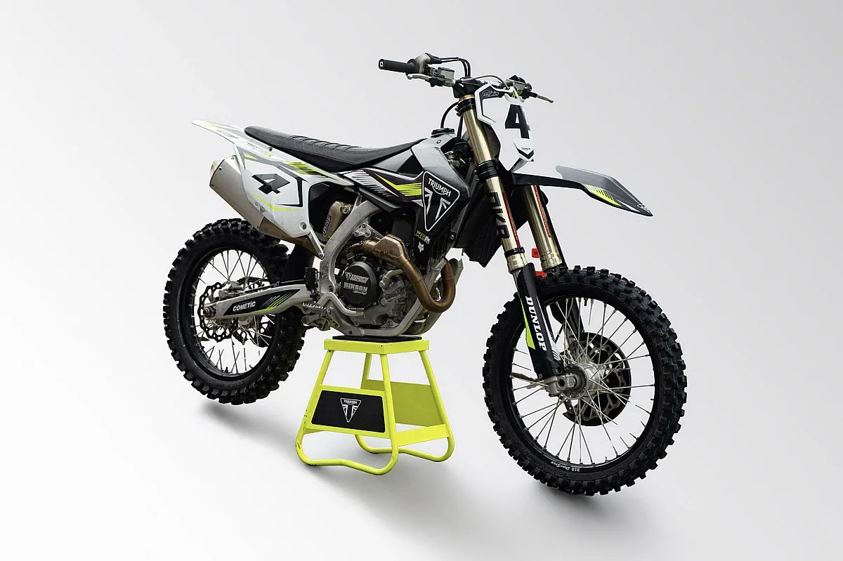 Triumph Sonstige