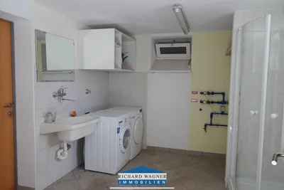 6-Zimmer-Gewerbeimmobilie kaufen in Perg – 260 m² – Bild 17 von 20