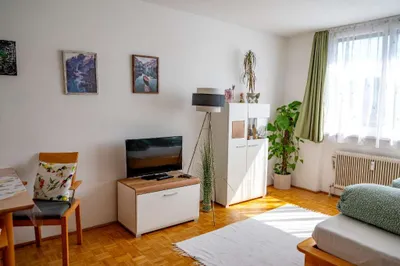 1-Zimmer-Wohnung mieten in Salzburg Stadt – 32 m², € 1.100 – Bild 6 von 18