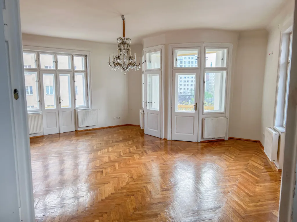 Diplomat's apartment, air-conditioned, view of St. Stephen's Cathedral, terrace, 2 bathrooms, central location, just a 6-minute subway ride to the VIC - Ansicht 2