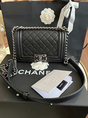Chanel Maxi Hobo bag, € 3.900,- (1070 Wien) - willhaben