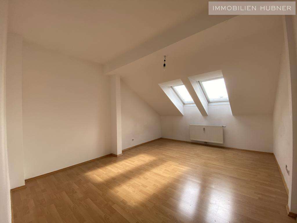 Geblergasse: Dg-wohnung Mit Terrasse! U-bahn-nähe!, 70 M², € 949 