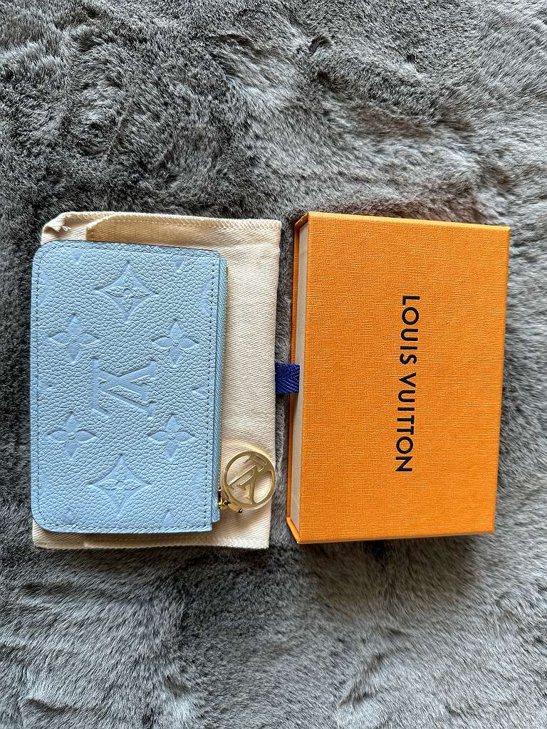 Louis Vuitton Kartenetui, € 110,- (2560 Berndorf) - willhaben