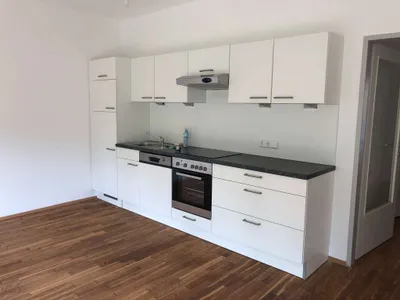 Wunderschönes, helles und freundliches 3 Zimmer Apartment mit Balkon – Bild 3