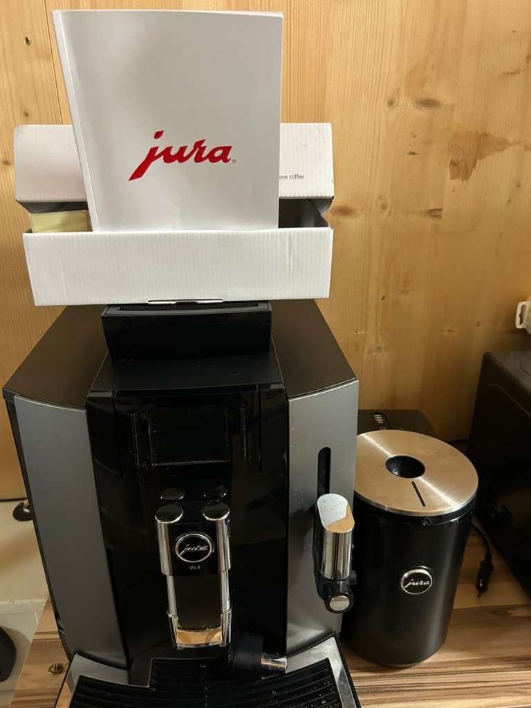 Jura Milchkühler Kaffeevollautomat