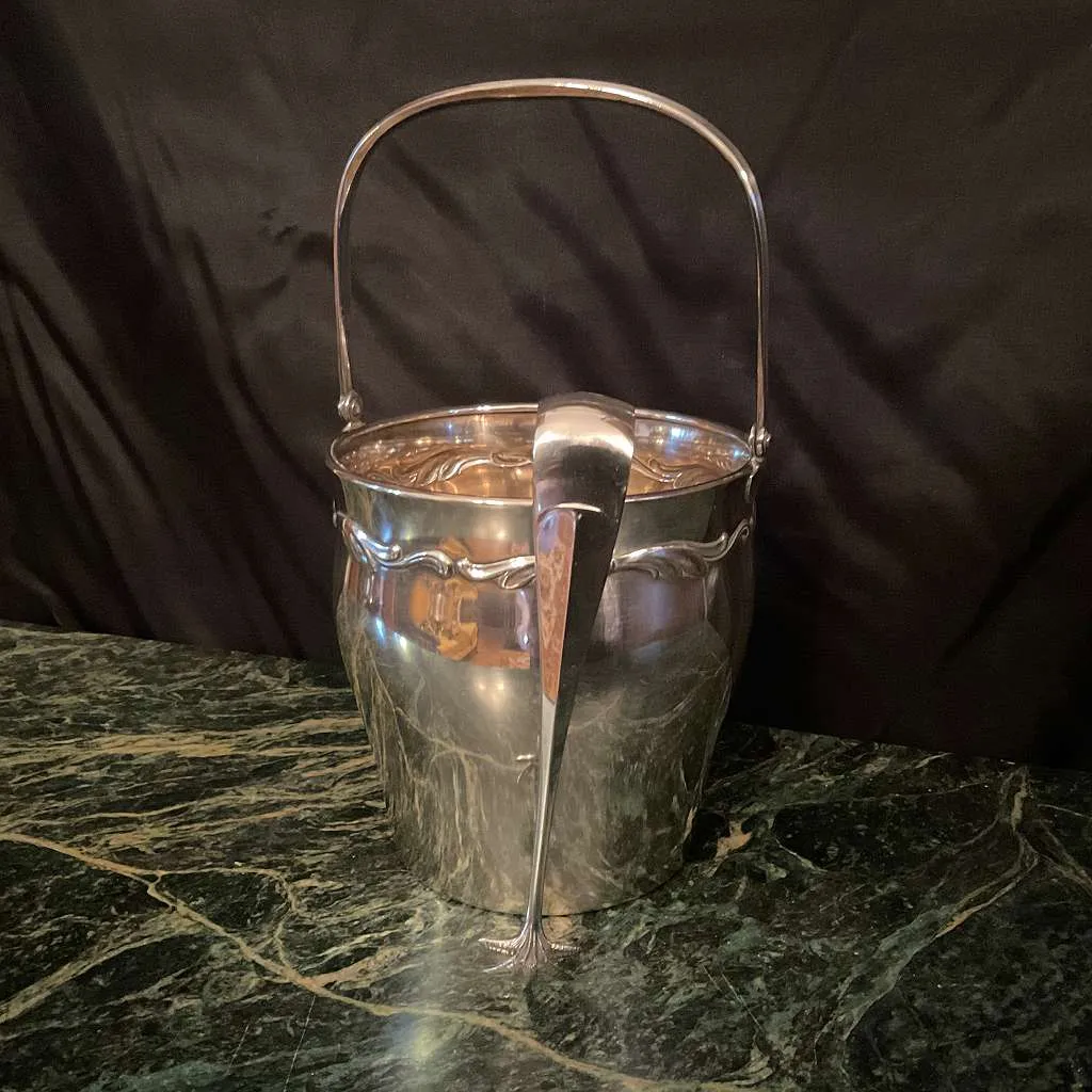 Orig. WMF Art Deco Eiswürfelbehälter mit Zange, € 67,- (2603 Felixdorf)