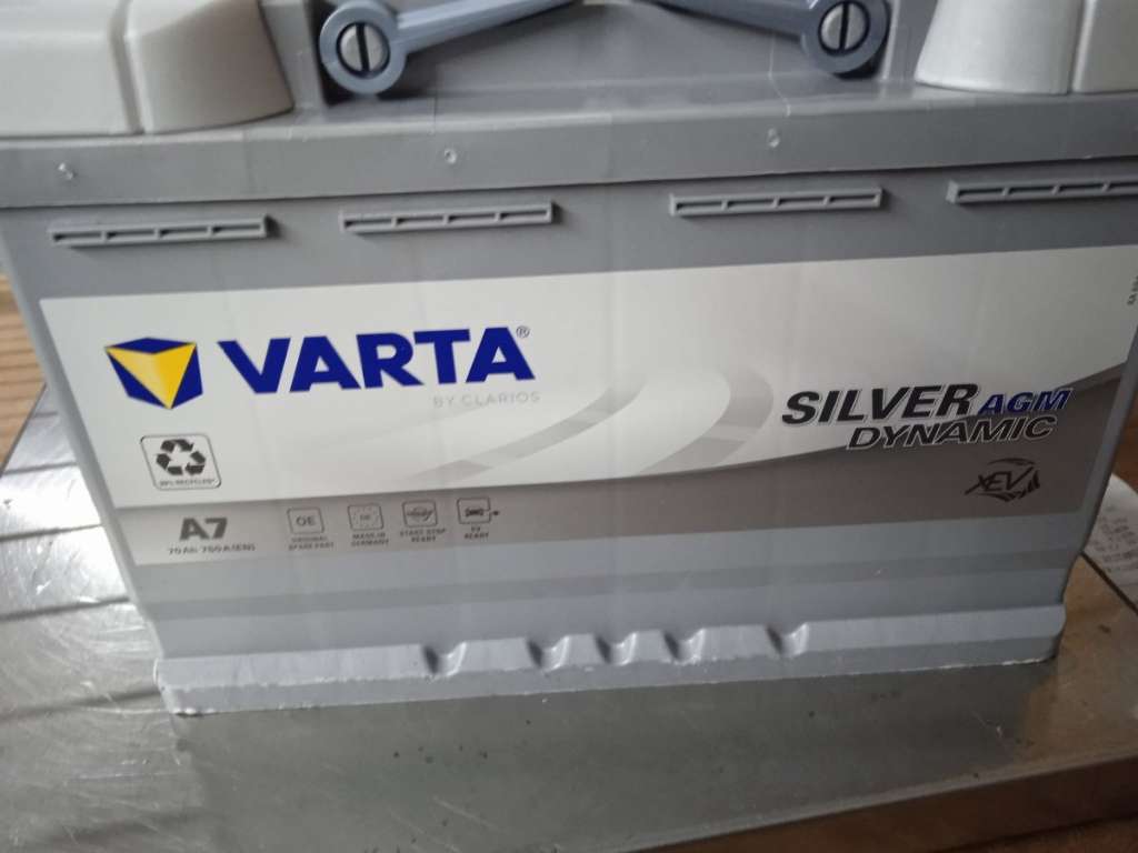Varter Batterie Silver dynamic 70AH AGM, € 160,- (4161 Ulrichsberg) -  willhaben