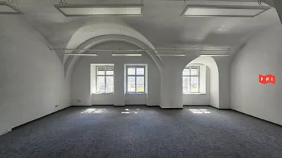 Gewerbeimmobilie mieten in Wien – 300 m², € 3.300 – Bild 2 von 16