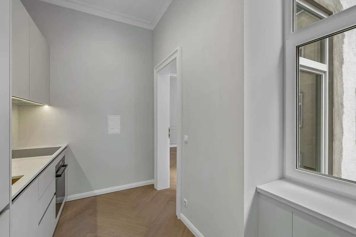 Top Wohnung Erstbezug nach Sanierung mit Balkon – pohled 2