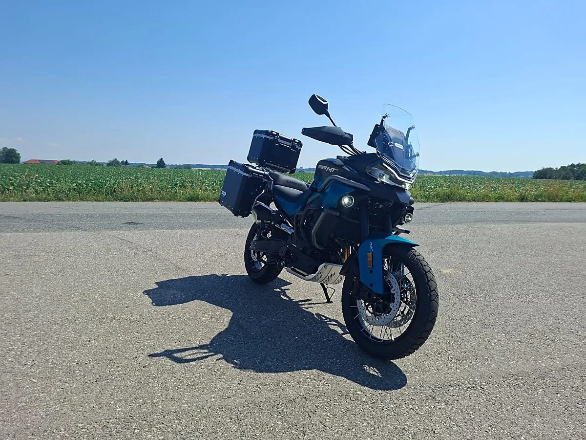 CFMOTO 800