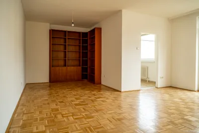 4-Zimmer-Wohnung kaufen in Linz – 90 m², € 349.000 – Bild 2 von 19