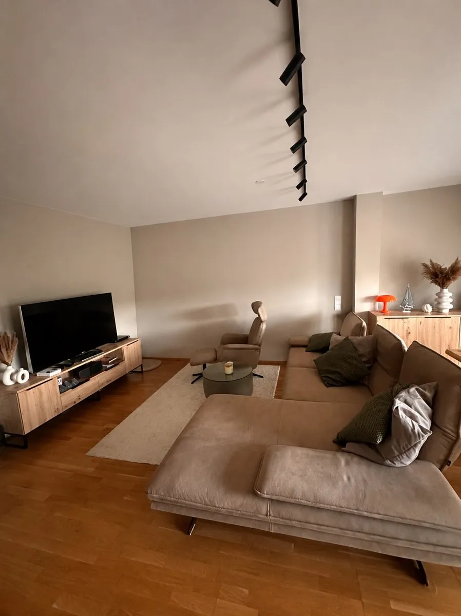 Moderne 2-Zimmer-Wohnung mit hofseitigem Balkon in Ruhelage - Bruck an der Leitha - Widok 3