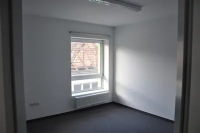 3-Zimmer-Gewerbeimmobilie mieten in Graz-Umgebung – 163 m², € 1.300 – Bild 7 von 12