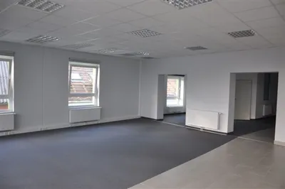 3-Zimmer-Gewerbeimmobilie mieten in Graz-Umgebung – 163 m², € 1.300 – Bild 3 von 12
