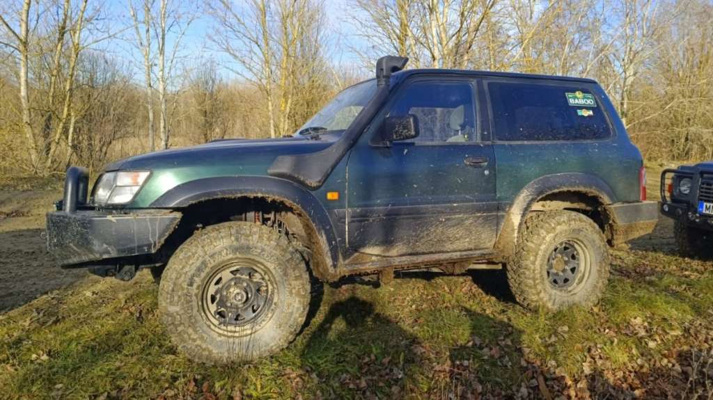 Nissan Patrol y61/y60 SUV / Geländewagen