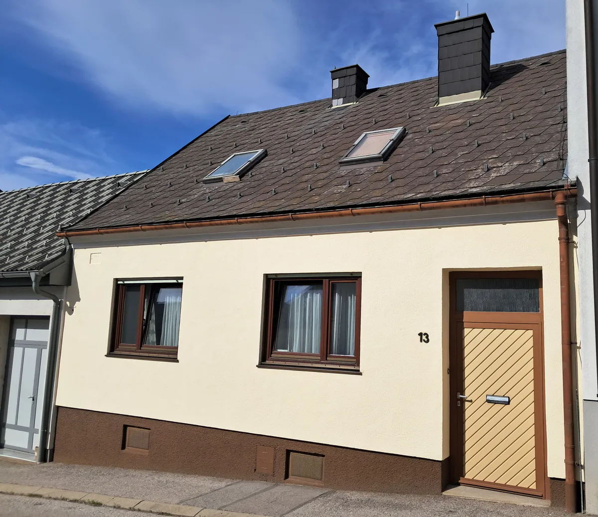 Hübsches kleines renoviertes Haus provisionsfrei zu verkaufen. - Ansicht 2