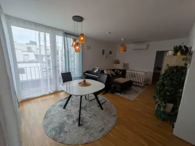 Nachmieter für schöne 2-Zimmer Wohnung mit Balkon gesucht