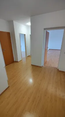 3-Zimmer-Wohnung mieten in Eisenstadt - Umgebung – 94 m², € 980 – Bild 1 von 10