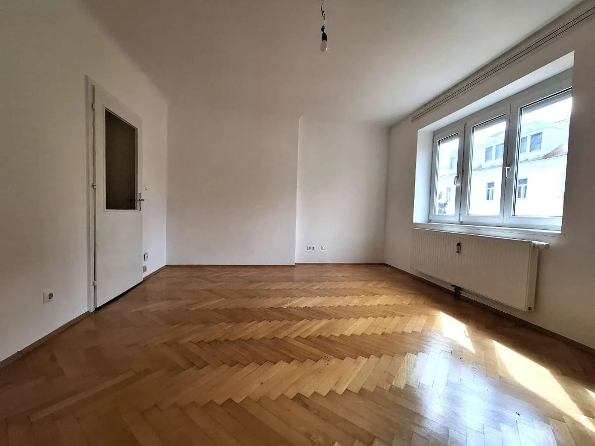 Apartment in Jakomini - View 2