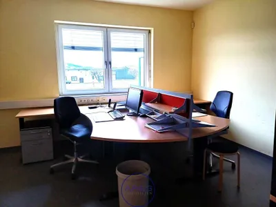 1-Zimmer-Gewerbeimmobilie mieten in Tulln – 17 m², € 239 – Bild 1 von 10