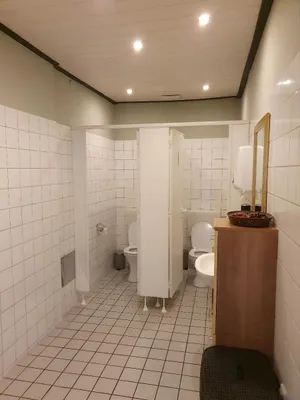 4-Zimmer-Gewerbeimmobilie mieten in Wels – 50 m², € 894 – Bild 7 von 7