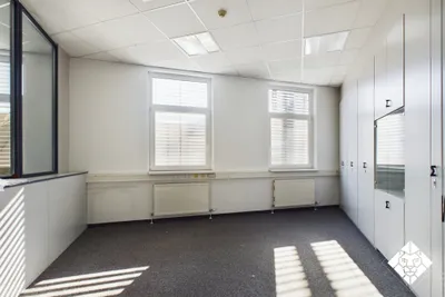 20-Zimmer-Gewerbeimmobilie kaufen in Kufstein – 3 413 m², € 2.890.000 – Bild 33 von 45
