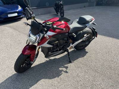 Zero SR/F PREMIUM CHARGETANK auch zum Mieten