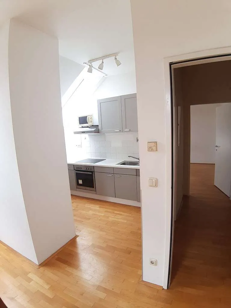 Zentral gelegene Wohnung am Stadtpark, St. Leonhard - Widok 3