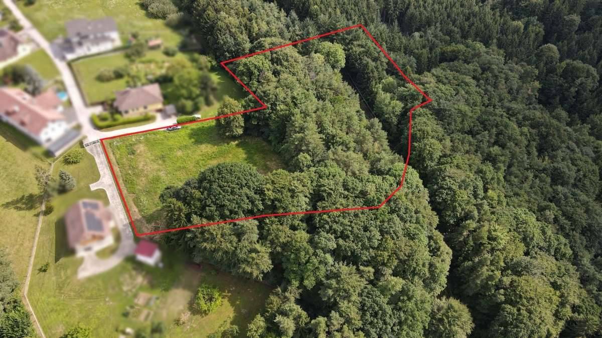 Idyllisches Grundstück am Ende einer Sackgasse - sonniger Bauplatz mit eigenem Wald - Ansicht 2