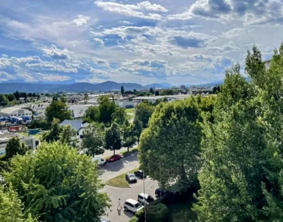 Charmante Wohnung mit top Ausblick – pohled 2