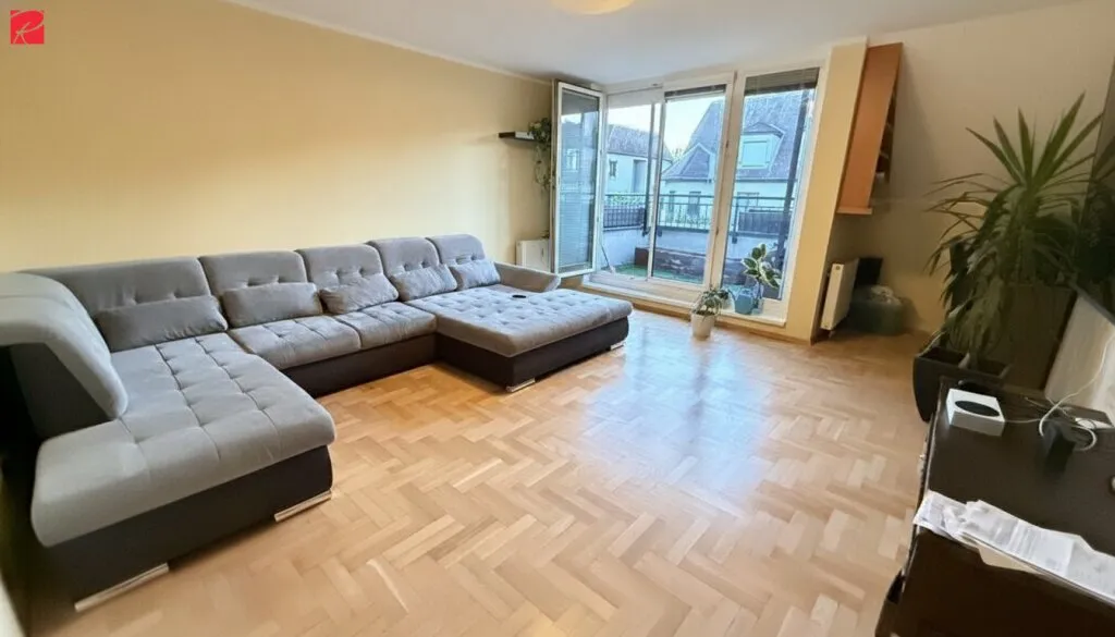 Großzügige 4-Zi-DG-Wohnung mit Terrasse & Garage - Ansicht 3