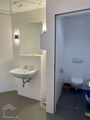 Gewerbeimmobilie mieten in Wien – 878,03 m², € 12.292 – Bild 21 von 35