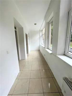 Wohnung mieten in Neunkirchen – 73,86 m², € 590 – Bild 2 von 8