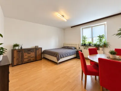 Zentrale 1-Zimmer-Wohnung mit Stellplatz in Bahnhofsnähe, photo 1