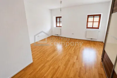 2-Zimmer-Wohnung mieten in Bruck an der Leitha – 84,5 m², € 810