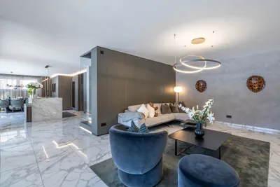 5-Zimmer-Haus kaufen in Kitzbühel – 240 m², € 1.875.000 – Bild 3 von 12