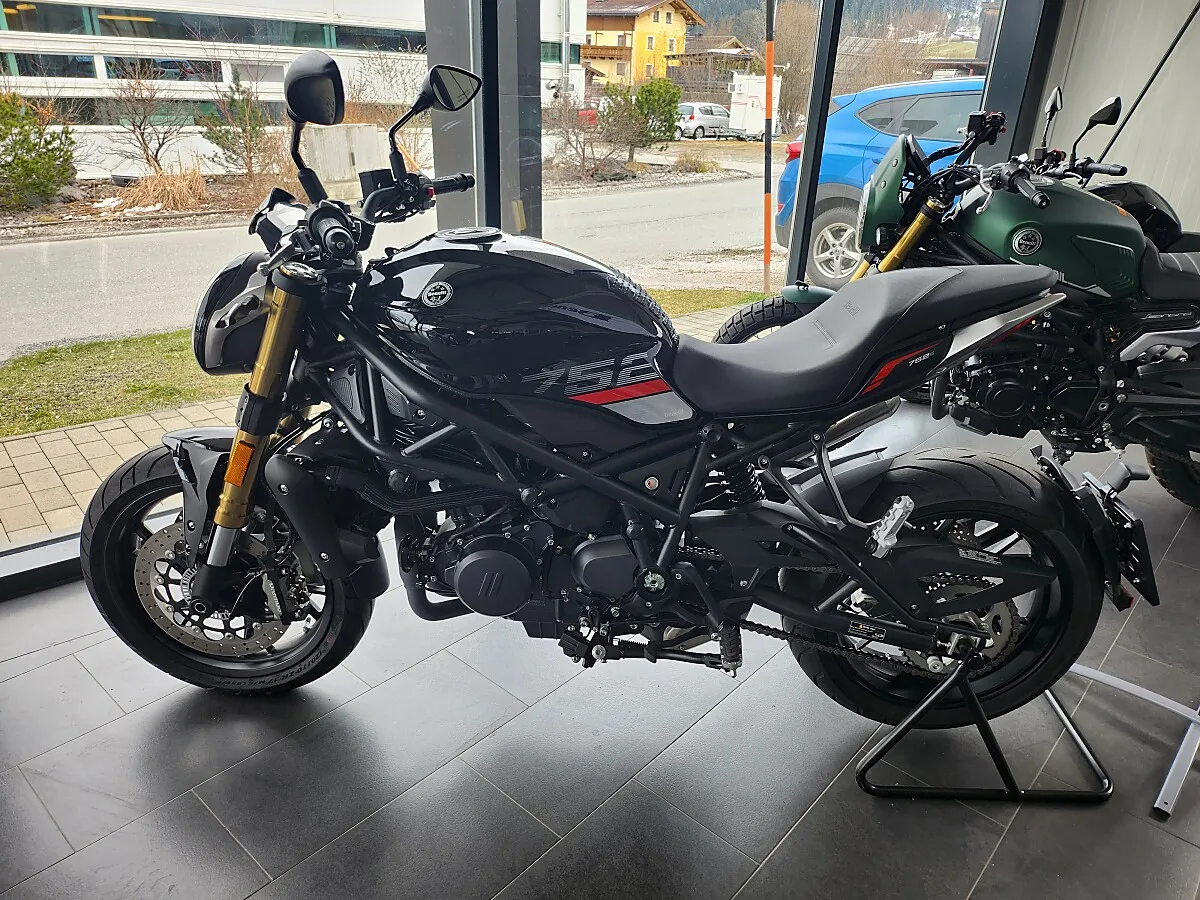 Benelli Sonstige
