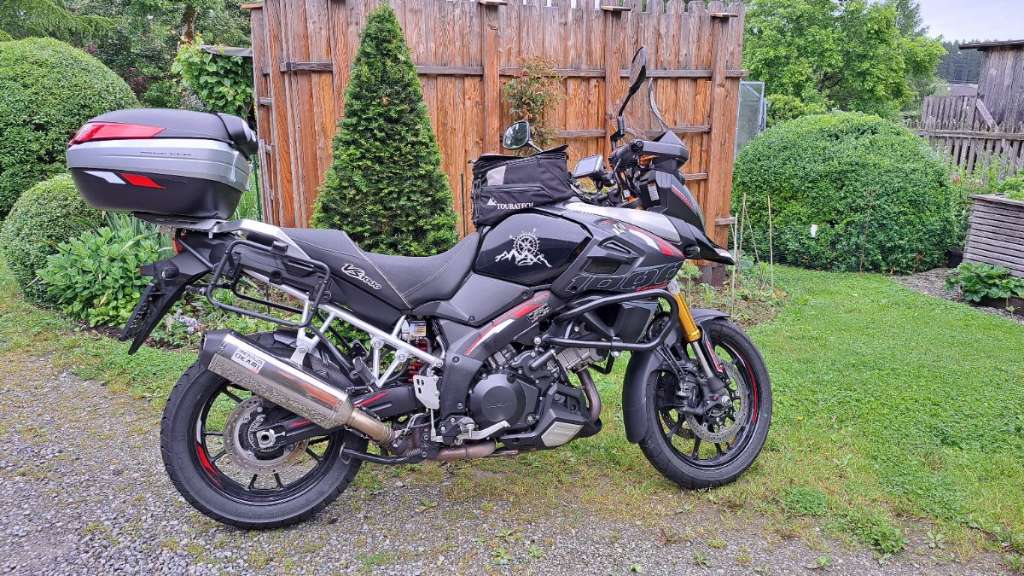 Suzuki V-Strom 1000 Tourer