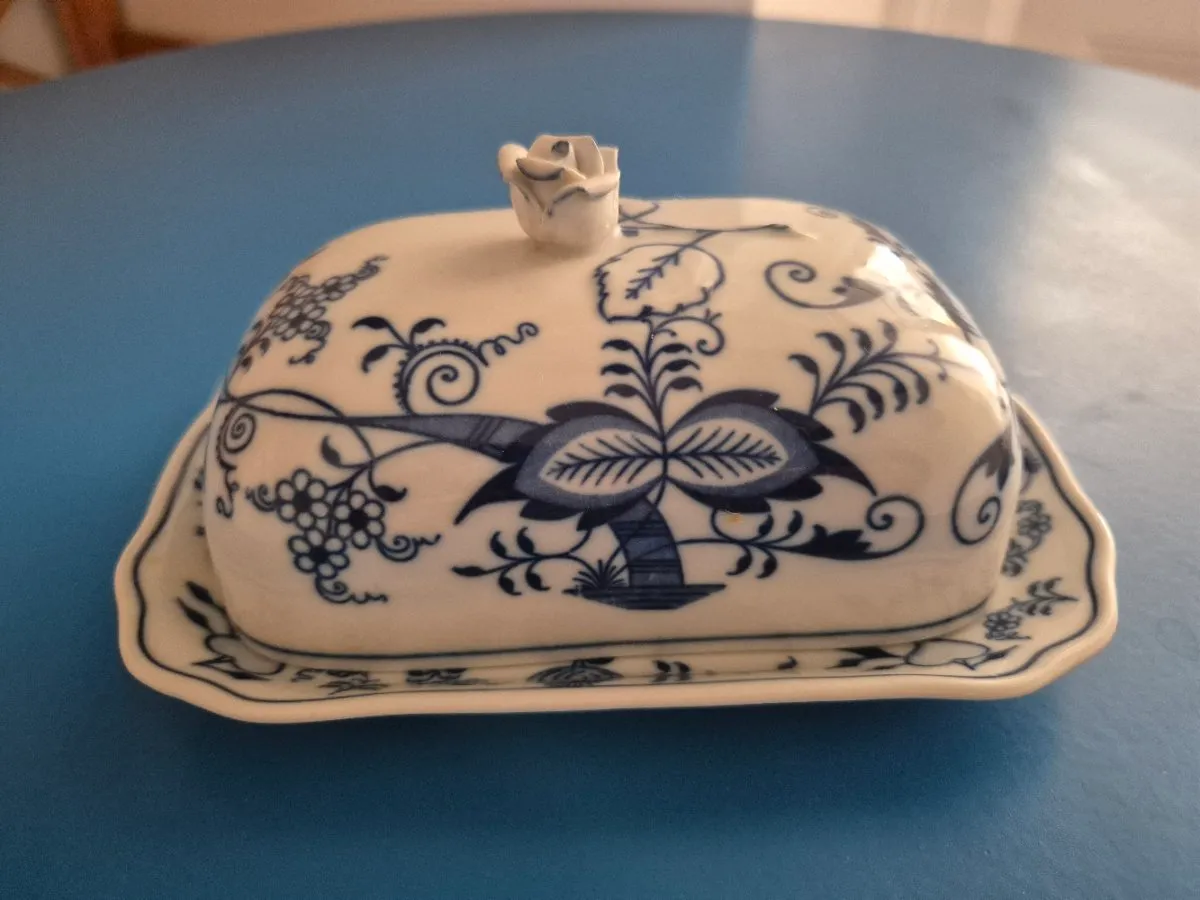 Butterdose Zwiebelmuster, € 40,- (1160 Wien)