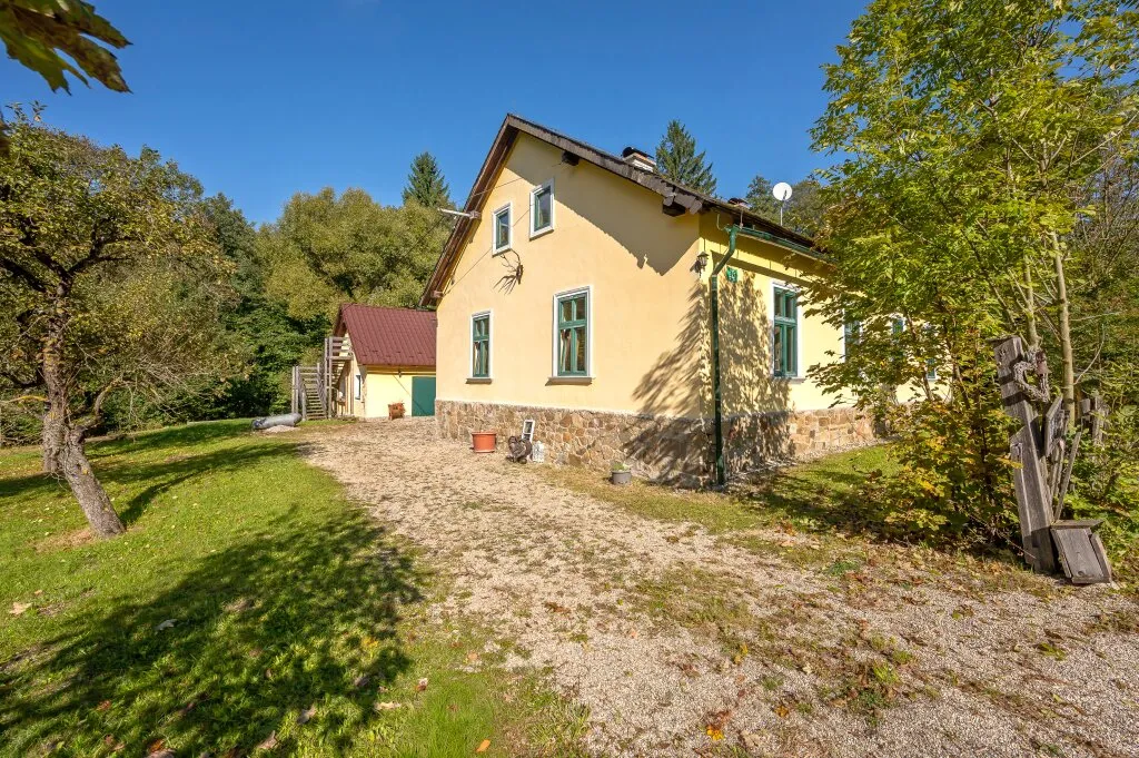 Naturidylle in Klausen-Leopoldsdorf - Charmantes, revitalisiertes Forsthaus auf Pachtgrund - Ansicht 3