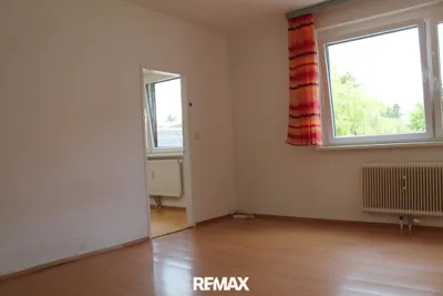 1-Zimmer-Wohnung kaufen in Korneuburg – 35 m², € 60.000 – Bild 1 von 9